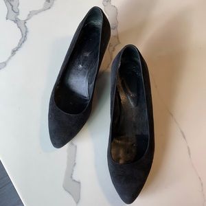 Tods Suede Wedge Pump, 37